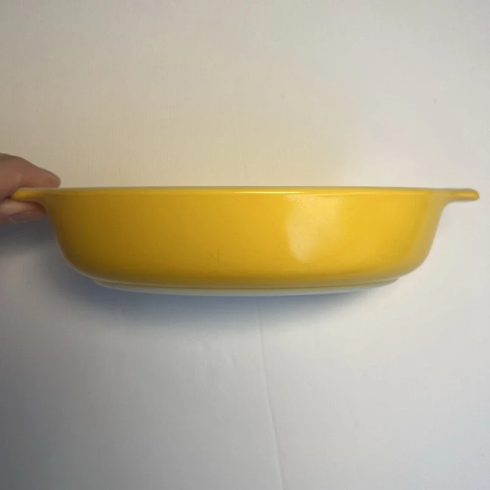 Vintage Pyrex Au Gratin Dish 700‎ Yellow Gold Oval Utility 10oz